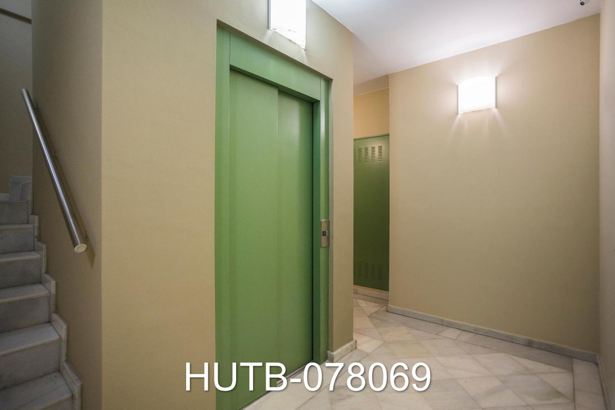 Apartament Palau De La Musica 9 *